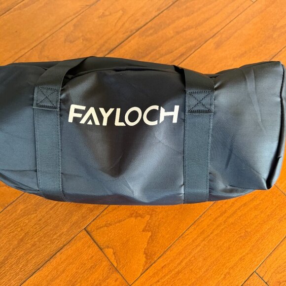 Beach Tent Canopy Sun Shade UPF50+, Easy Pop Up Anti-Wind Sun Shelter - Picture 8 of 8